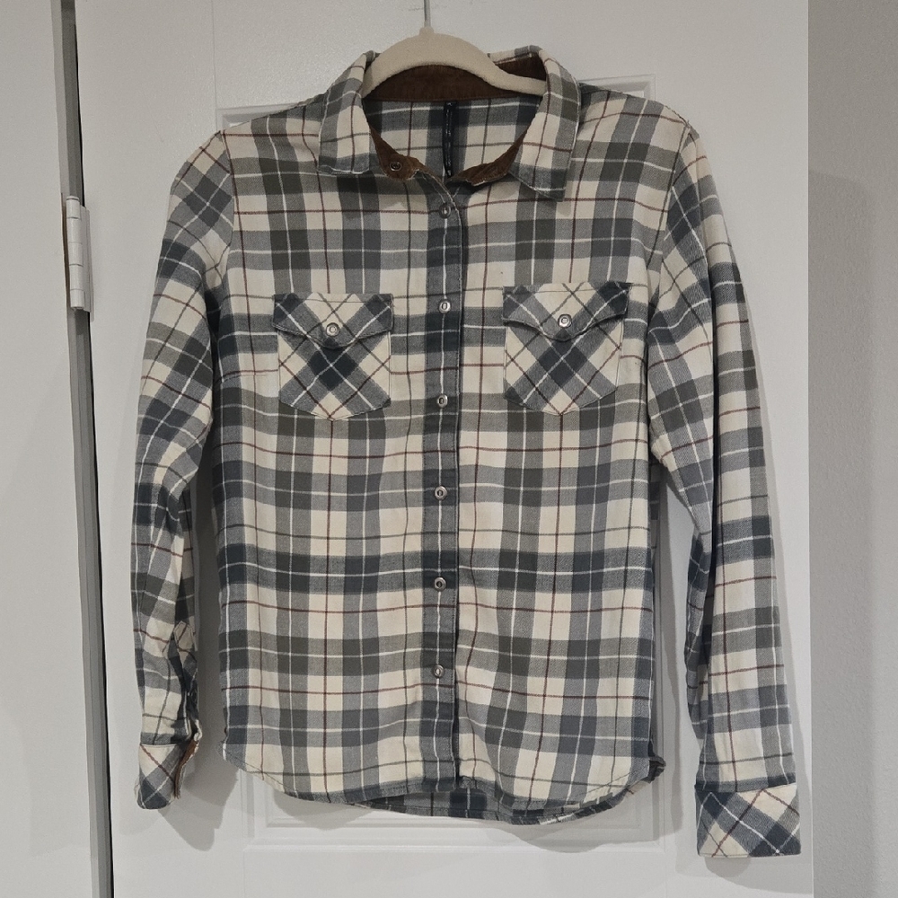 Women's Green Plaid Shirt